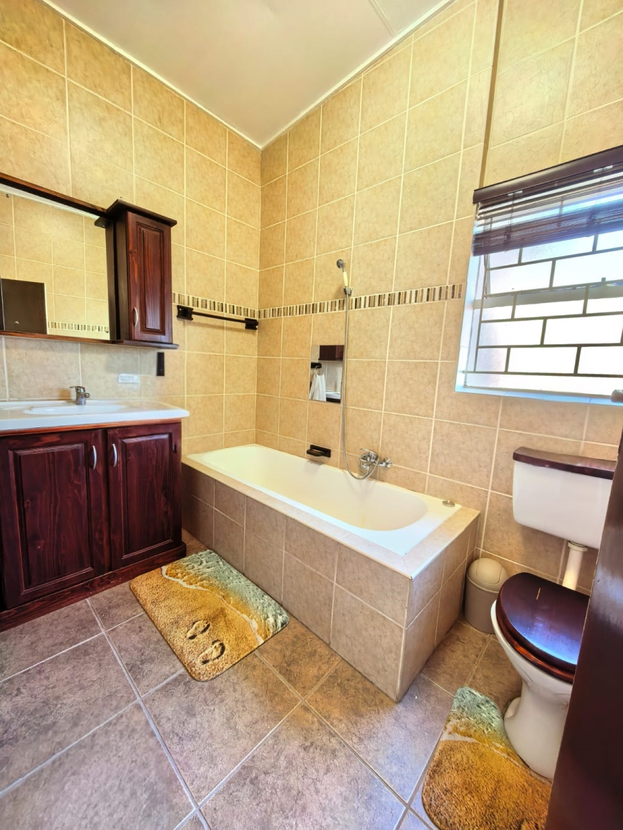 5 Bedroom Property for Sale in Sasolburg Ext 23 Free State